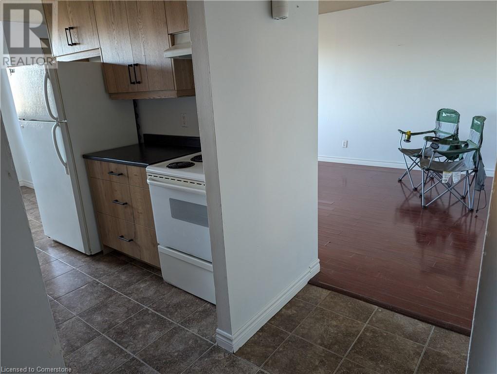 4 Avalon Place Unit# 202, Kitchener, Ontario  N2M 4N6 - Photo 39 - 40675975