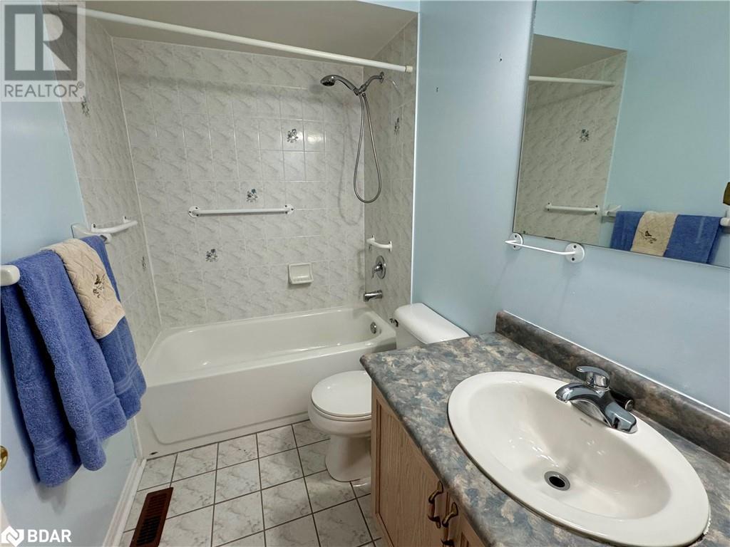 119 Livingstone Street E, Barrie, Ontario  L4M 6X5 - Photo 18 - 40684172