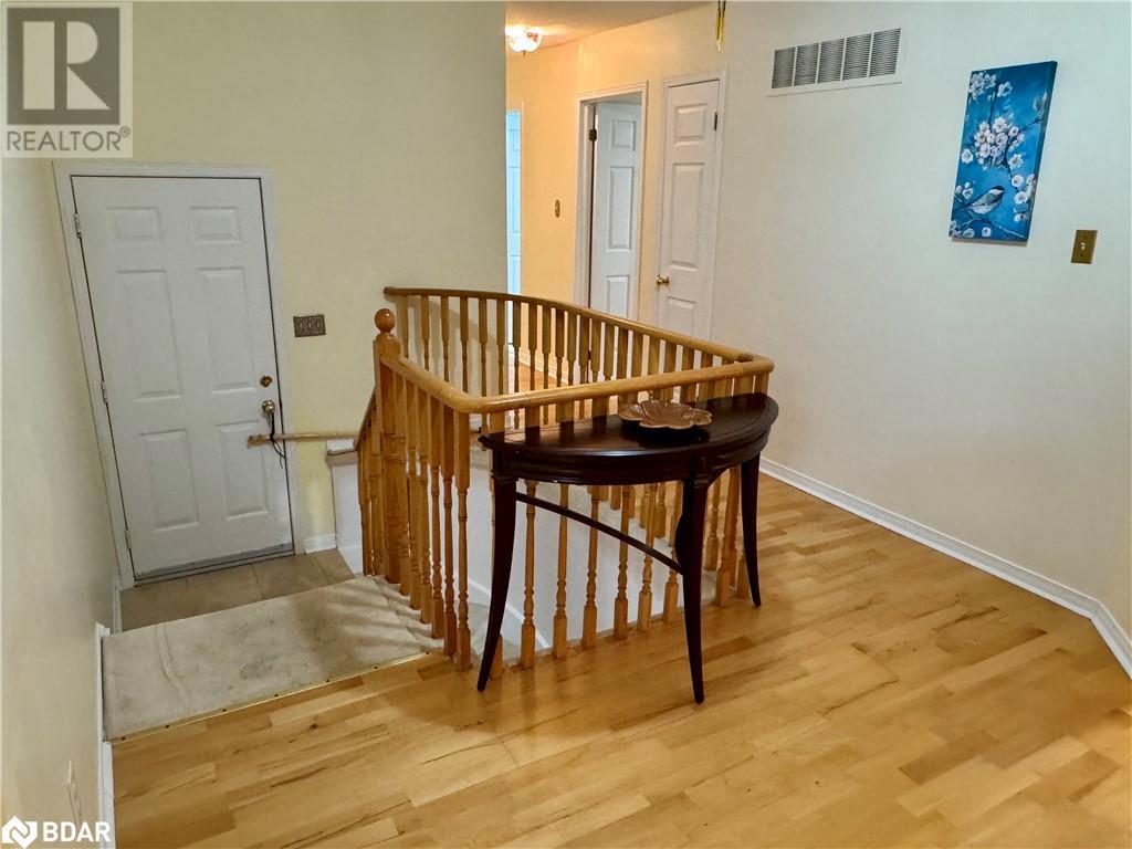 119 Livingstone Street E, Barrie, Ontario  L4M 6X5 - Photo 9 - 40684172