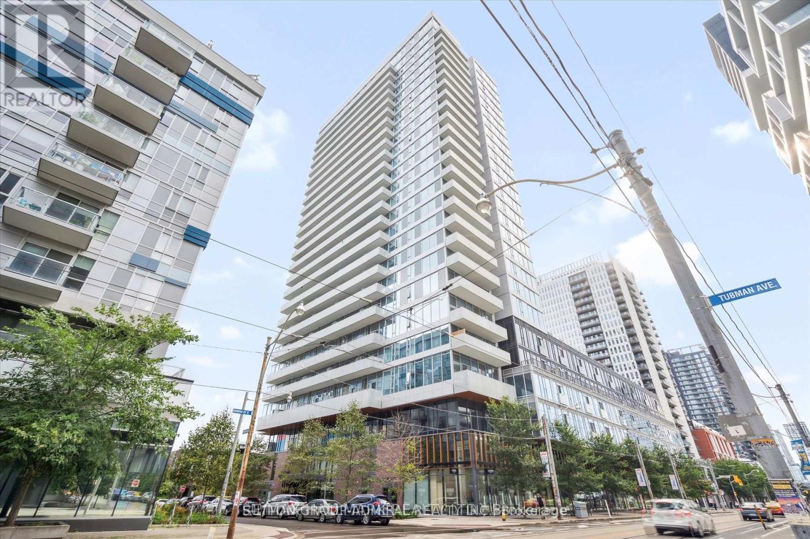 Property at 403 - 20 TUBMAN AVENUE N image 1