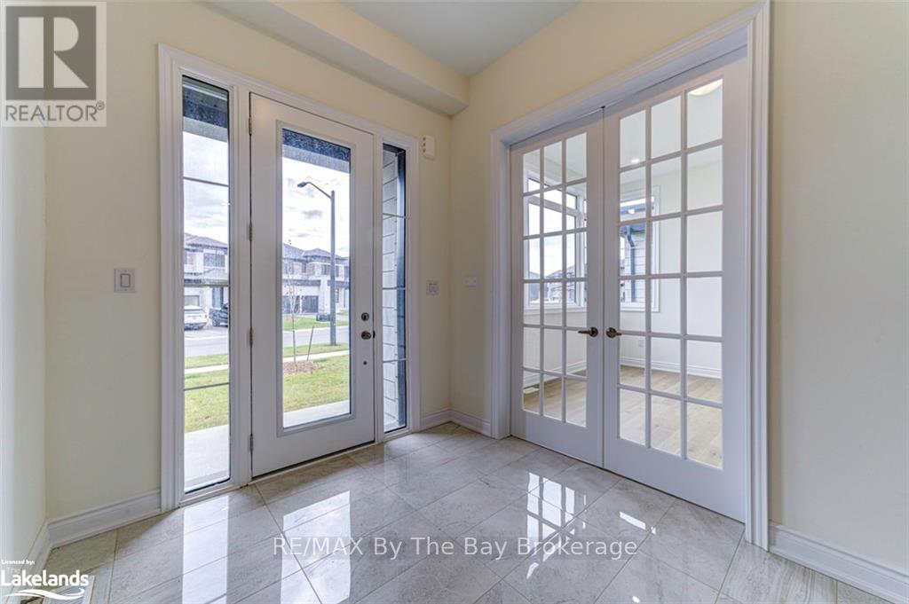 164 Rosanne Circle, Wasaga Beach, Ontario  L9Z 0N1 - Photo 2 - S11822941