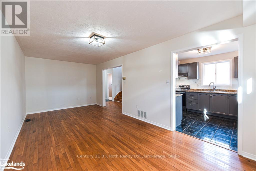 89 Julia Crescent, Orillia, Ontario  L3V 7X4 - Photo 13 - S11822948