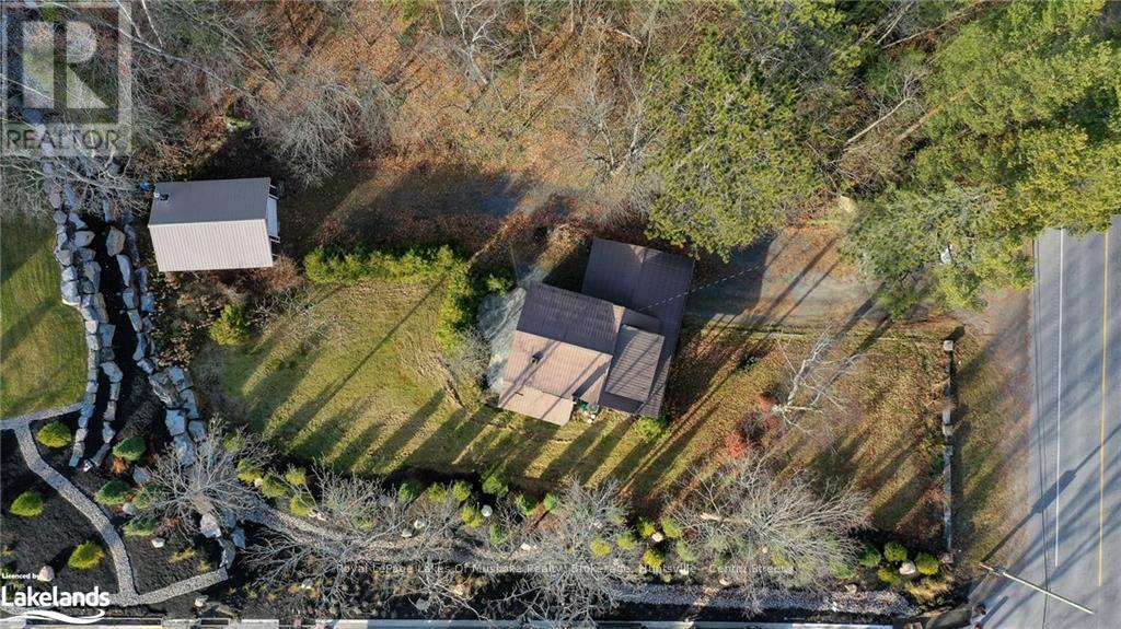 646 Muskoka 3 Road N, Huntsville, Ontario  P1H 1C9 - Photo 2 - X10440067