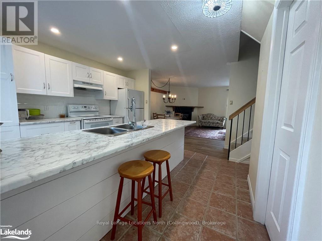 35 - 127 Alfred Street W, Blue Mountains, Ontario  N0H 2P0 - Photo 2 - X10440284