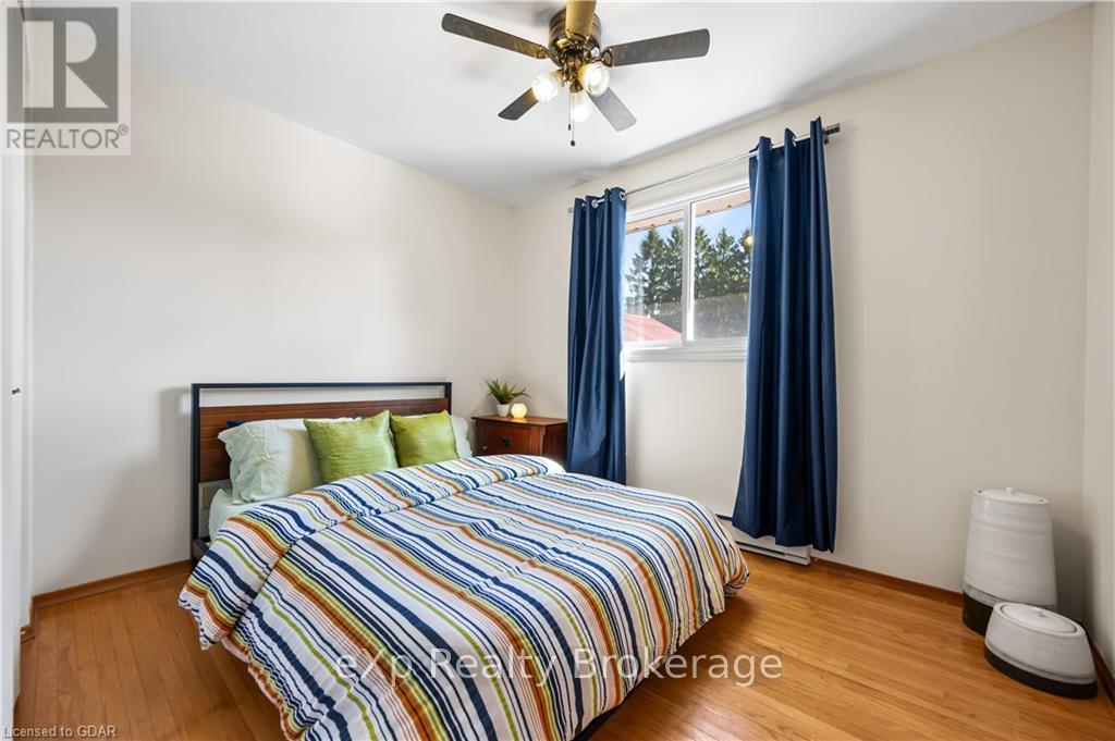231 Chambers Crescent, Centre Wellington, Ontario  N1M 3E4 - Photo 18 - X10876234
