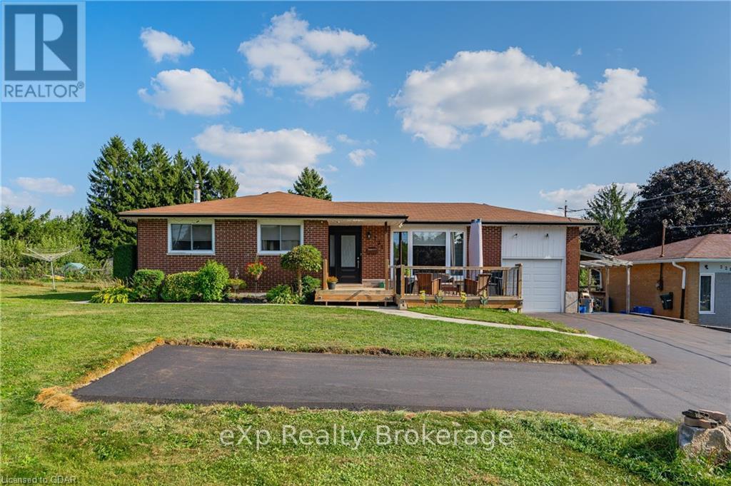 231 Chambers Crescent, Centre Wellington, Ontario  N1M 3E4 - Photo 2 - X10876234