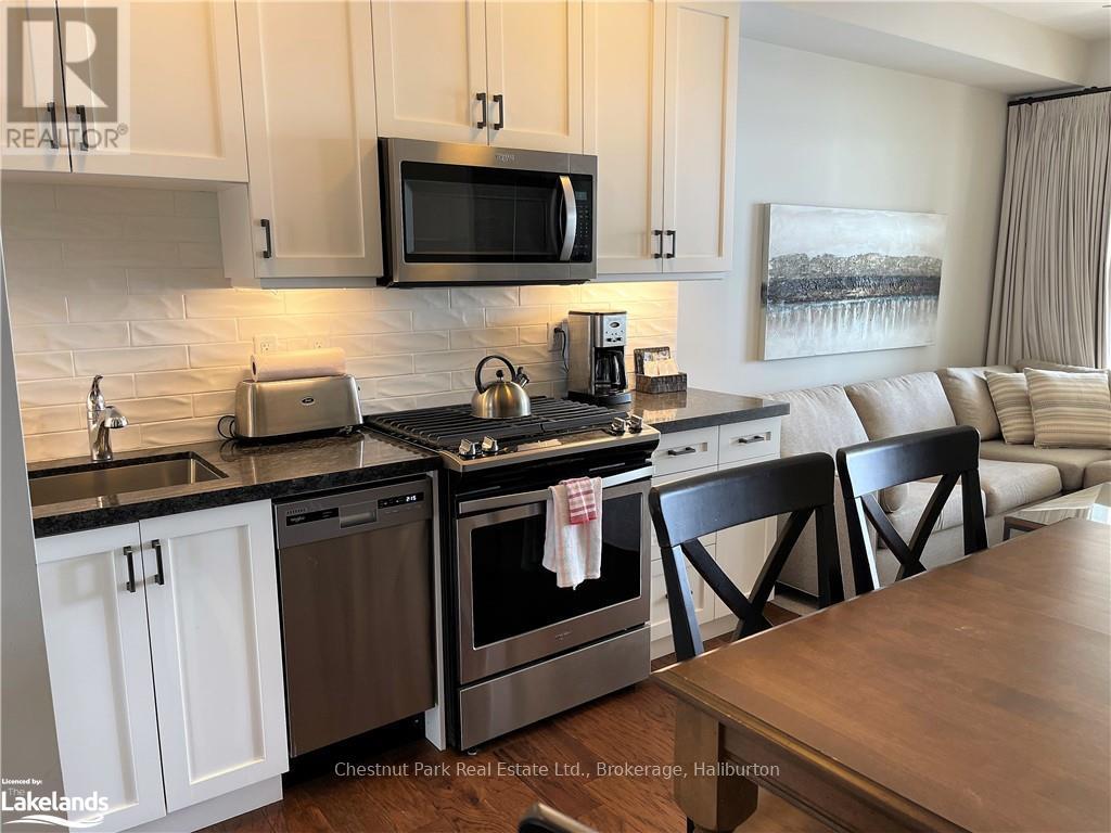 4 - 1869 Muskoka District Road 118 West, Muskoka Lakes, Ontario  P1L 1W8 - Photo 13 - X10438759