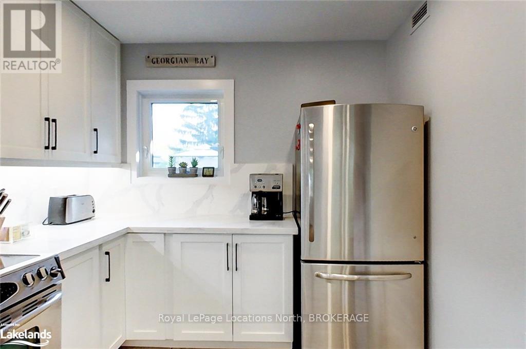 410 Mariners Way, Collingwood, Ontario  L9Y 4T9 - Photo 6 - S10434185
