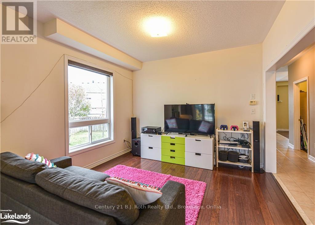 10 Regalia Way, Barrie, Ontario  L4M 7H7 - Photo 14 - S10440194