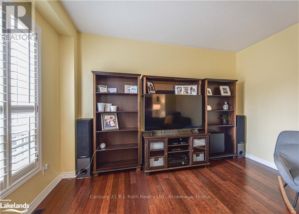 10 Regalia Way, Barrie, Ontario  L4M 7H7 - Photo 24 - S10440194