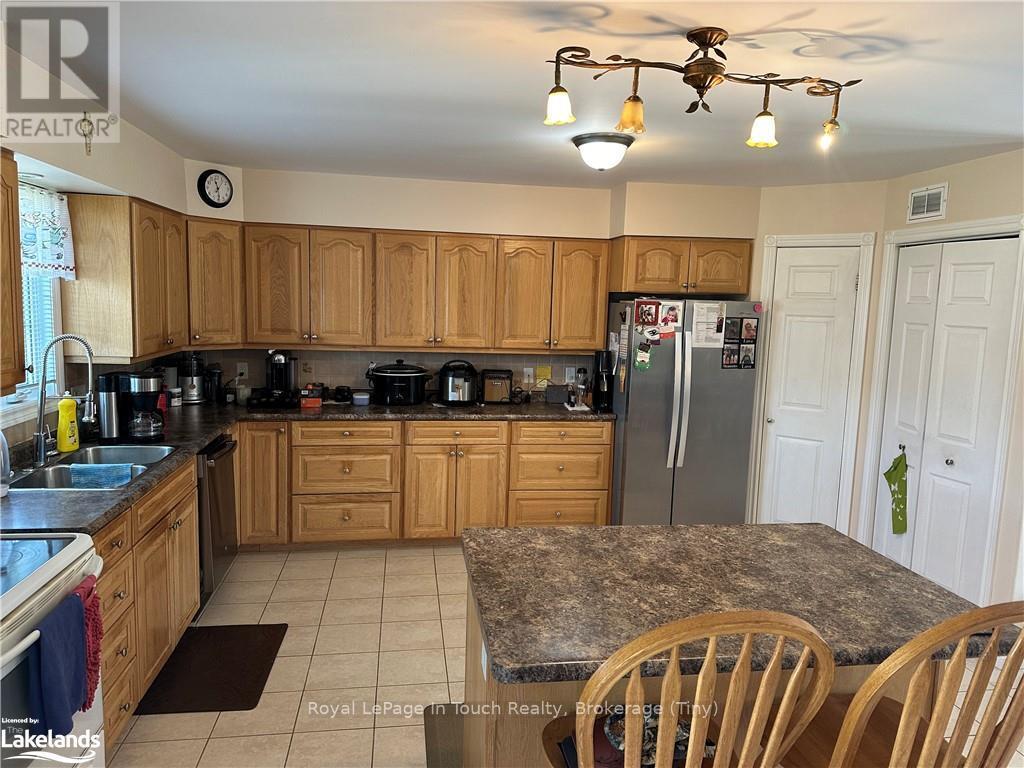 37 Tamerack Avenue, West Nipissing / Nipissing Ouest, Ontario  P2B 3H3 - Photo 8 - X10440020