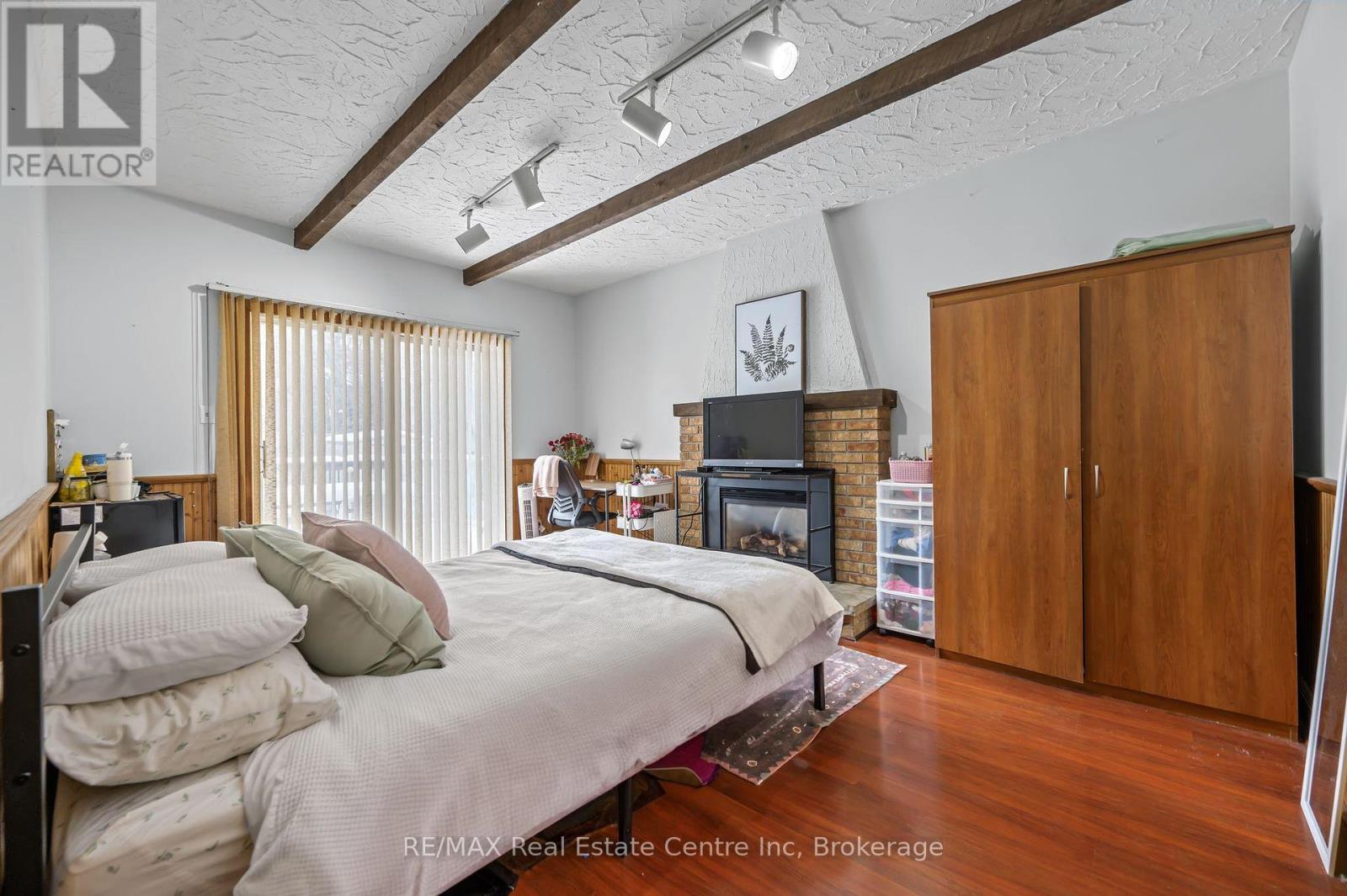 71 Keats Crescent, Guelph, Ontario  N1G 3C9 - Photo 6 - X11887077