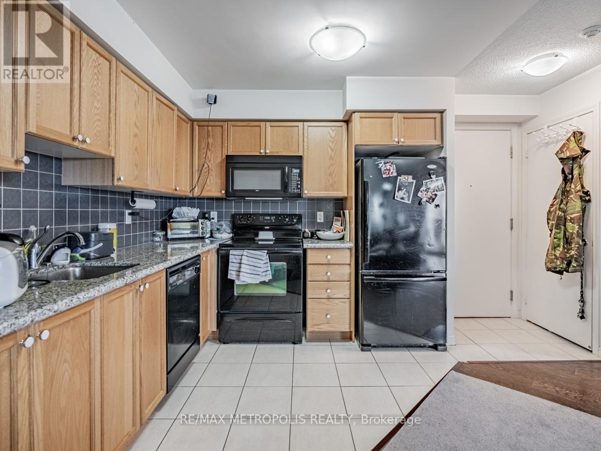 1812 - 60 Heintzman Street, Toronto, Ontario  M6P 5A1 - Photo 7 - W11886485