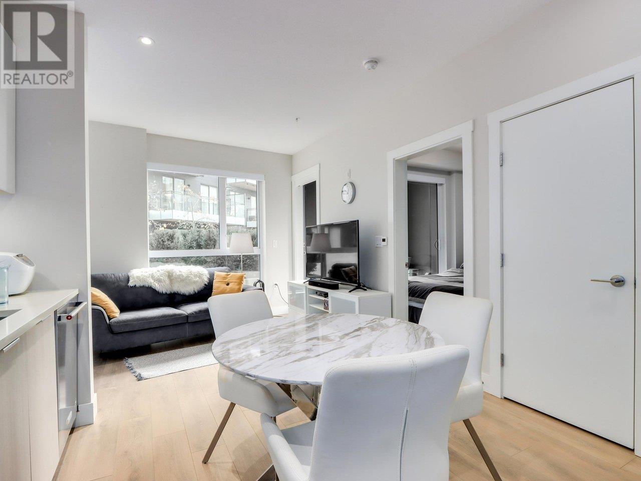 Listing Picture 20 of 25 : 210 8508 RIVERGRASS DRIVE, Vancouver / 溫哥華 - 魯藝地產 Yvonne Lu Group - MLS Medallion Club Member