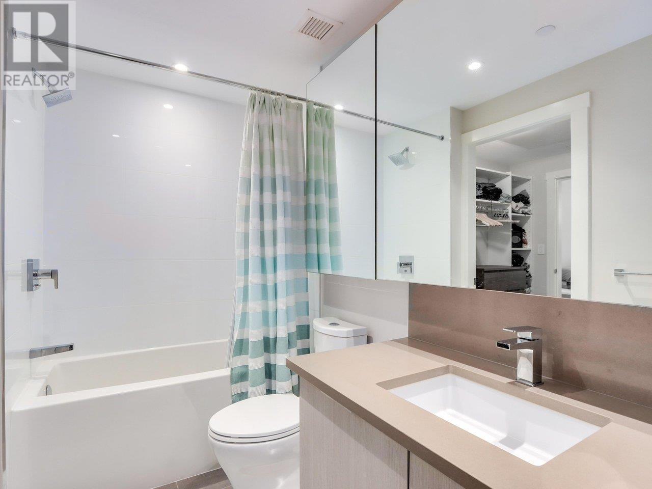 Listing Picture 24 of 25 : 210 8508 RIVERGRASS DRIVE, Vancouver / 溫哥華 - 魯藝地產 Yvonne Lu Group - MLS Medallion Club Member