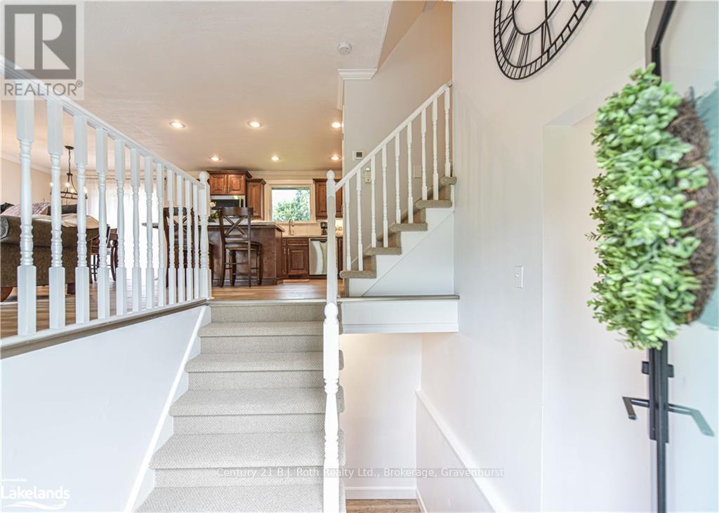 4693 Daniel Street, Ramara, Ontario  L3V 6H7 - Photo 5 - S11823101