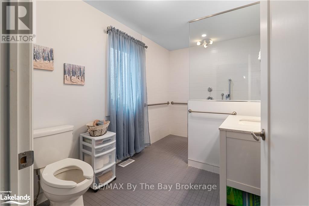 88 Henry Street, Barrie, Ontario  L4N 1C8 - Photo 21 - S11823123