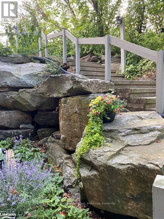 5211 Grandview Signatures Drive, Huntsville, Ontario  P1H 2N1 - Photo 35 - X11823082