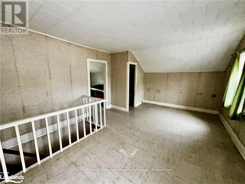 563 7th Avenue, Hanover, Ontario  N4N 2J8 - Photo 20 - X11823091