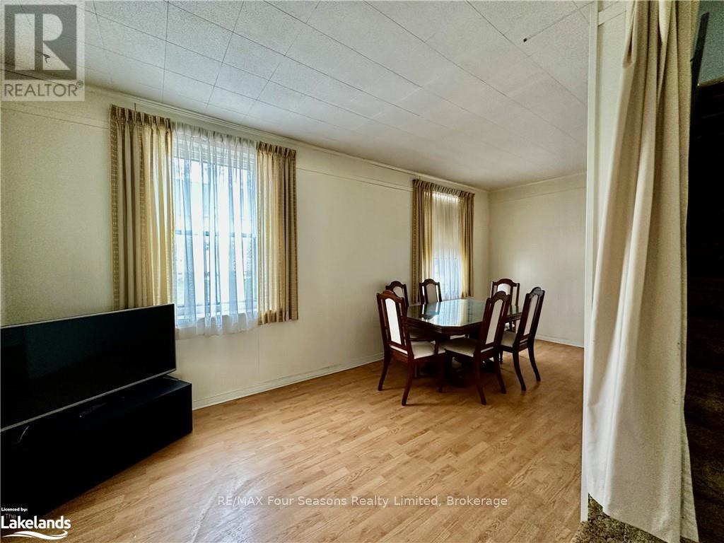 563 7th Avenue, Hanover, Ontario  N4N 2J8 - Photo 8 - X11823091