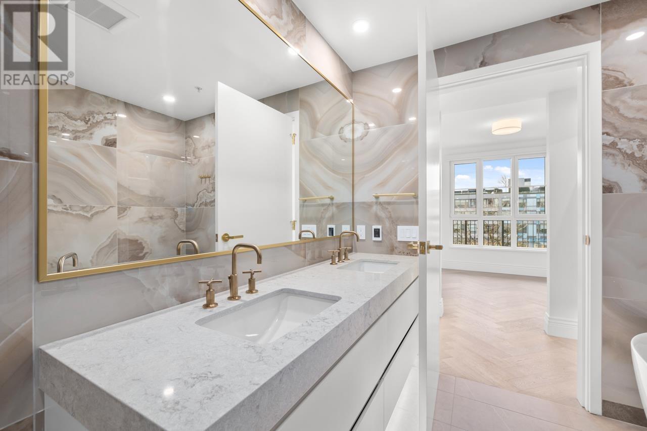 Listing Picture 11 of 21 : 314 2096 W 47TH AVENUE, Vancouver / 溫哥華 - 魯藝地產 Yvonne Lu Group - MLS Medallion Club Member