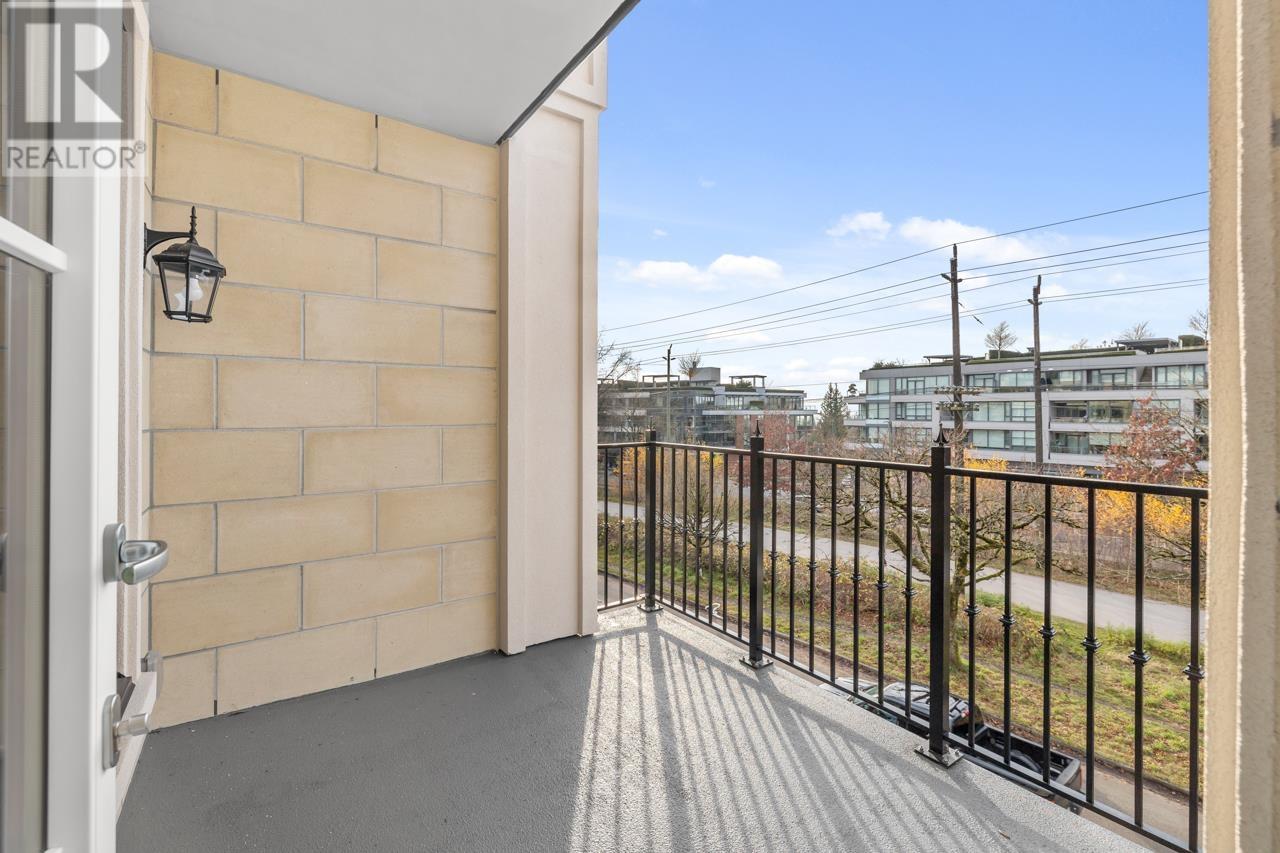 Listing Picture 15 of 21 : 314 2096 W 47TH AVENUE, Vancouver / 溫哥華 - 魯藝地產 Yvonne Lu Group - MLS Medallion Club Member