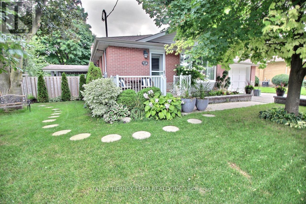 Lower - 718 Clarence Drive, Whitby, Ontario  L1N 1E5 - Photo 2 - E11887184