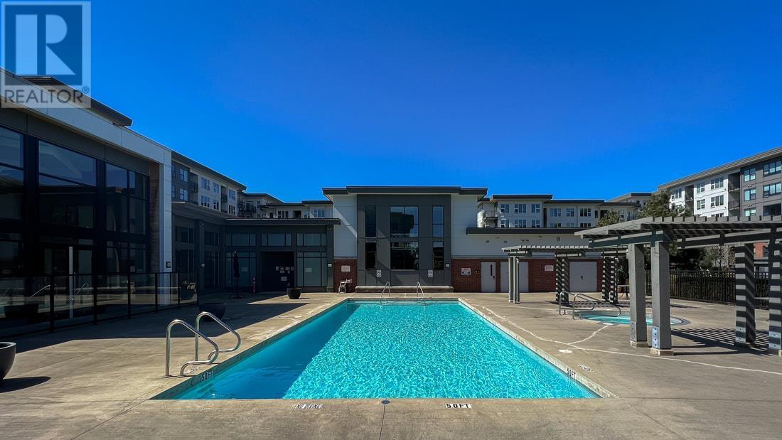 Listing Picture 28 of 37 : 327 9311 ALEXANDRA ROAD, Richmond / 烈治文 - 魯藝地產 Yvonne Lu Group - MLS Medallion Club Member