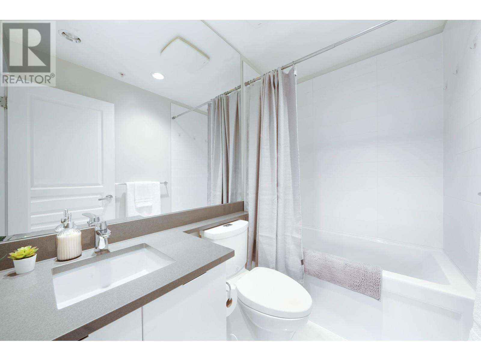 Listing Picture 19 of 37 : 327 9311 ALEXANDRA ROAD, Richmond / 烈治文 - 魯藝地產 Yvonne Lu Group - MLS Medallion Club Member