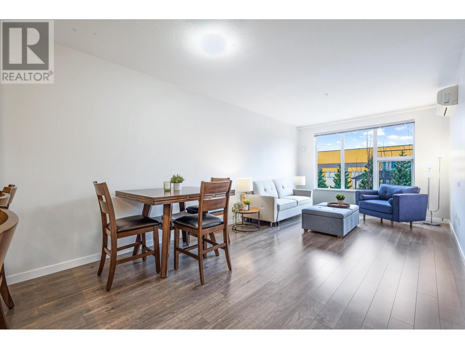 Listing Picture 4 of 37 : 327 9311 ALEXANDRA ROAD, Richmond / 烈治文 - 魯藝地產 Yvonne Lu Group - MLS Medallion Club Member