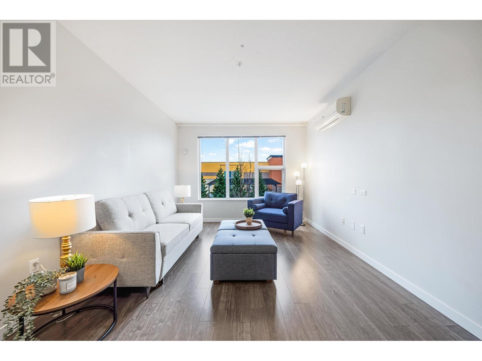 Listing Picture 5 of 37 : 327 9311 ALEXANDRA ROAD, Richmond / 烈治文 - 魯藝地產 Yvonne Lu Group - MLS Medallion Club Member