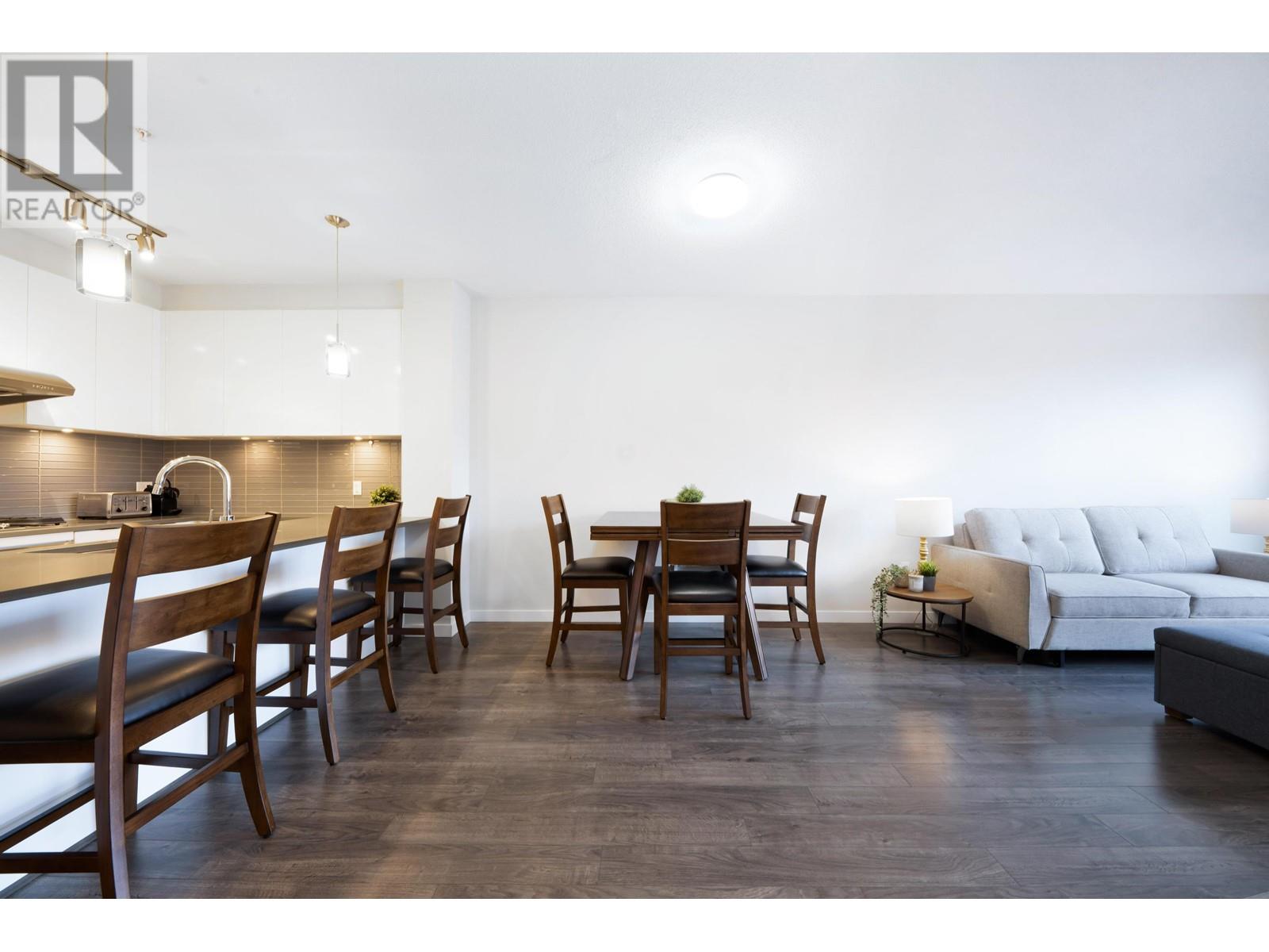 Listing Picture 6 of 37 : 327 9311 ALEXANDRA ROAD, Richmond / 烈治文 - 魯藝地產 Yvonne Lu Group - MLS Medallion Club Member