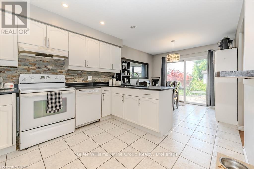 109 Hawkins DriveCambridge, Ontario  N1T 2A3 - Photo 12 - X11879896
