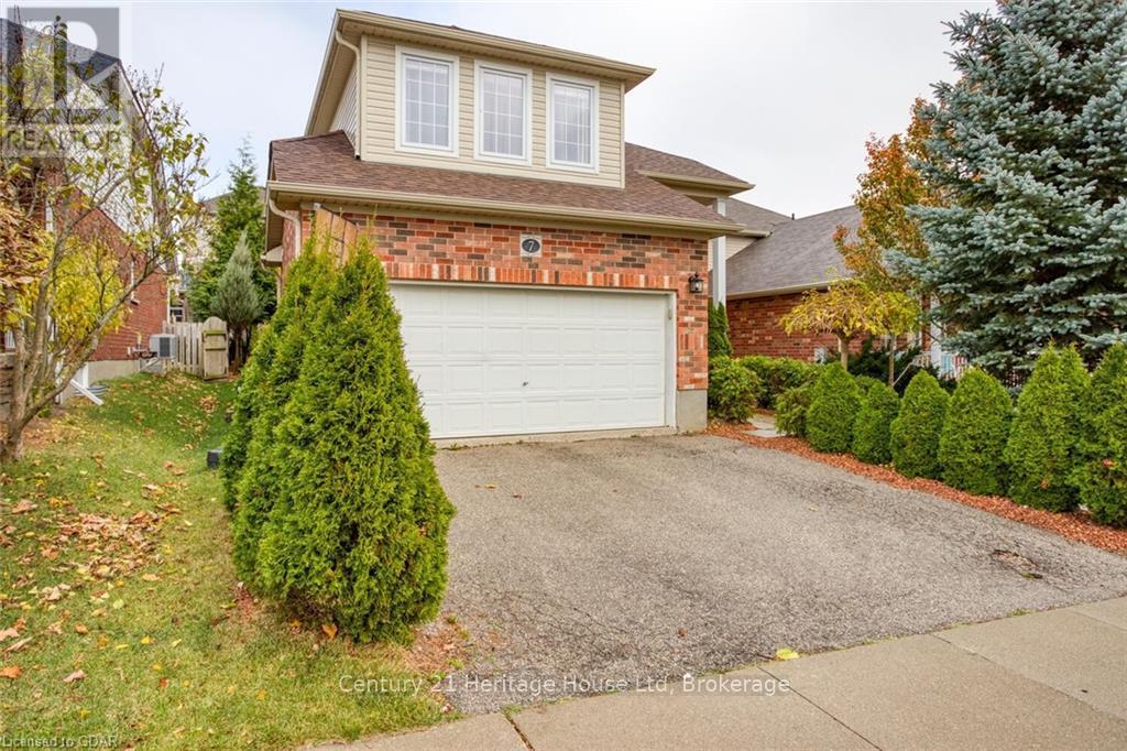 7 Washburn Drive, Guelph, Ontario  N1E 0B4 - Photo 4 - X11879898