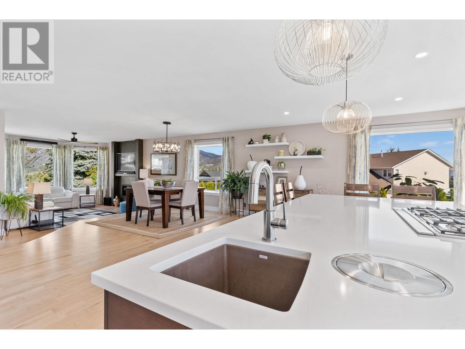 Property at 2663 Paula Road image 2