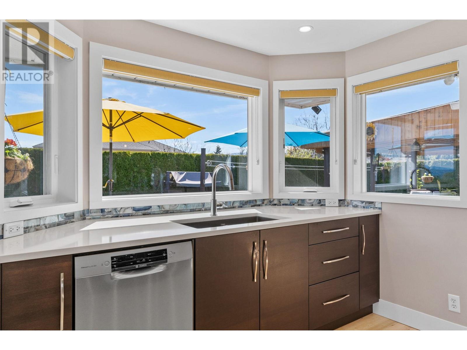 Property at 2663 Paula Road image 5