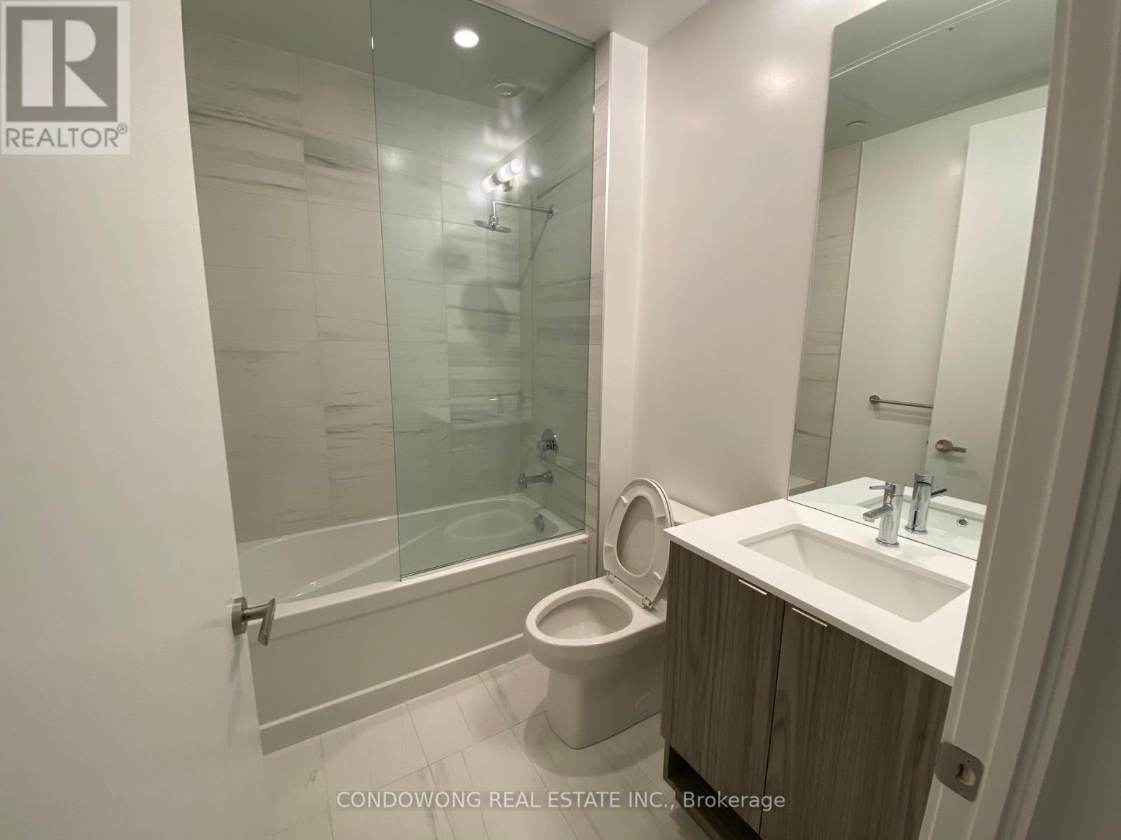 Ph202 - 55 Cooper Street, Toronto, Ontario  M5E 0G1 - Photo 7 - C11887214