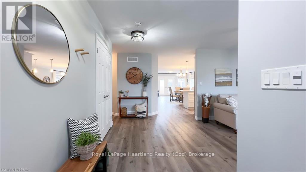 103 Huron Heights Drive, Ashfield-Colborne-Wawanosh, Ontario  N7A 0C1 - Photo 3 - X11823078