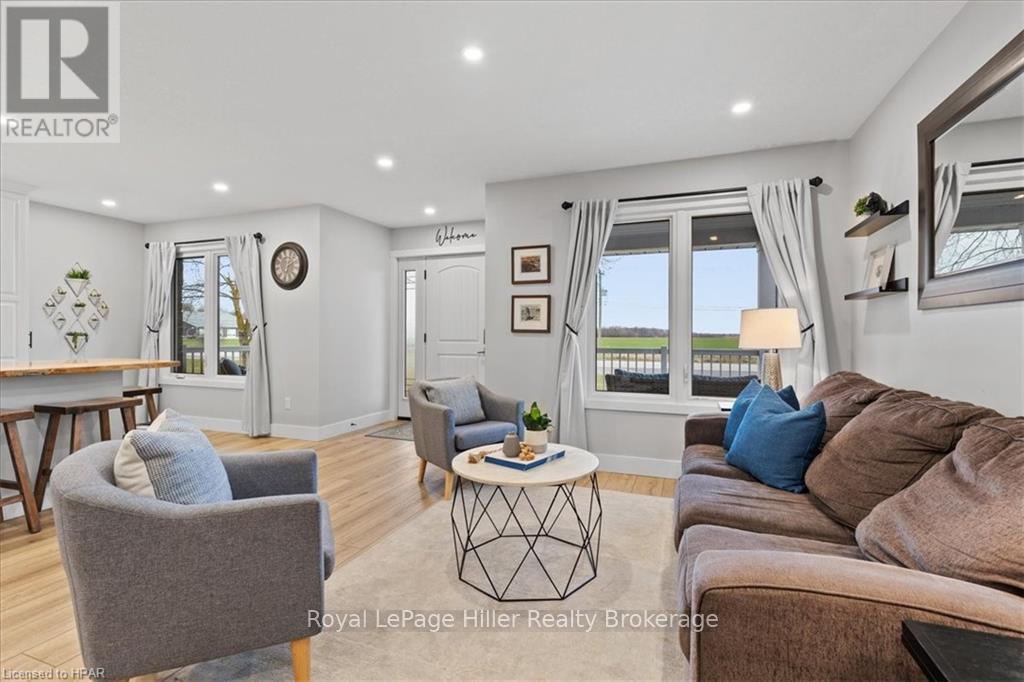 4335 Perth Road 119, Perth East, Ontario  N5A 6S2 - Photo 8 - X11823081