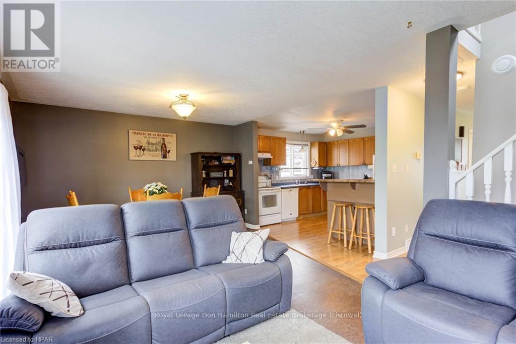 793 Lavery Street, North Perth, Ontario  N4W 3T4 - Photo 9 - X11823086