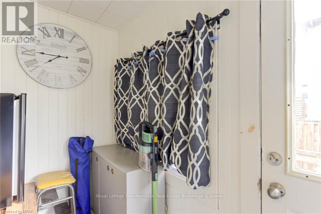 465 Albert Avenue N, North Perth, Ontario  N4W 1V2 - Photo 15 - X11823094