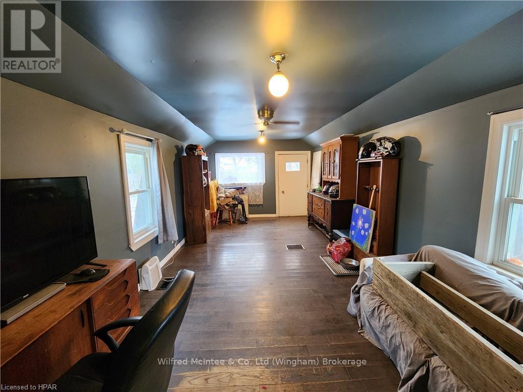 7 Jane Street, Morris-Turnberry, Ontario  N0G 1E0 - Photo 2 - X11823107