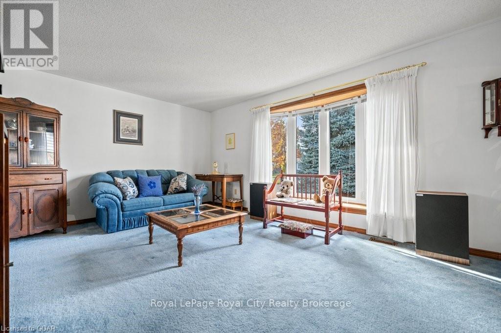 6 Hollyberry PlaceGuelph (Parkwood Gardens), Ontario  N1K 1P2 - Photo 9 - X11879857