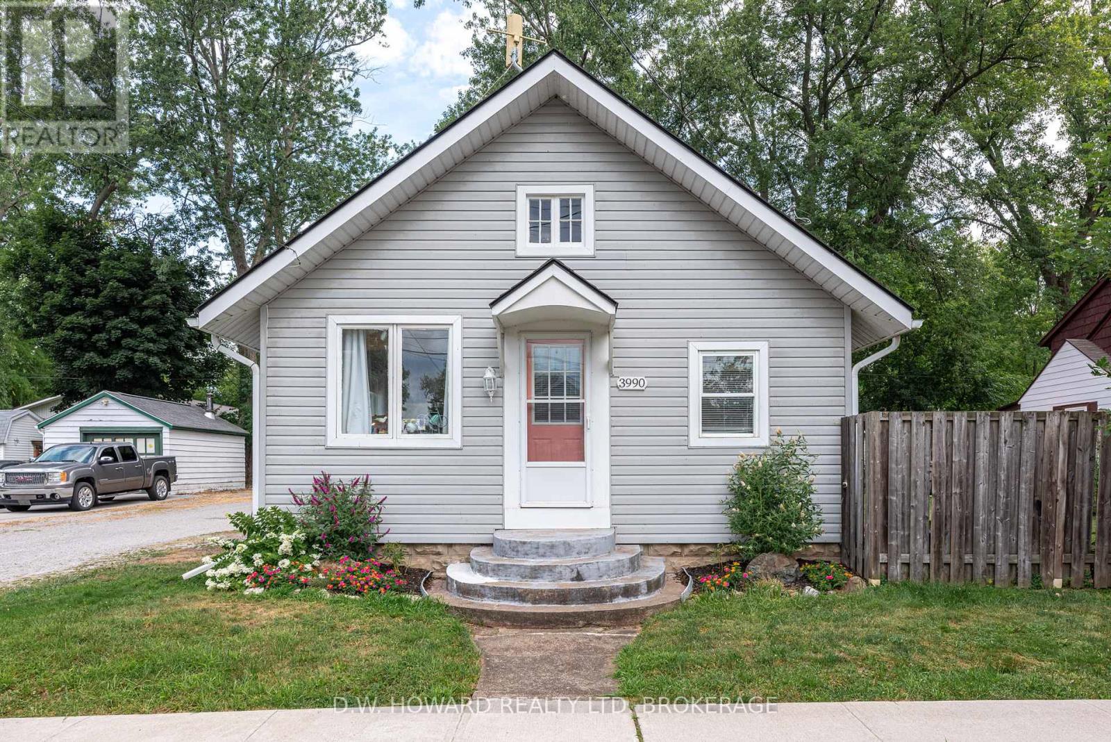 Property at 3990 ELIZABETH ROAD image 2