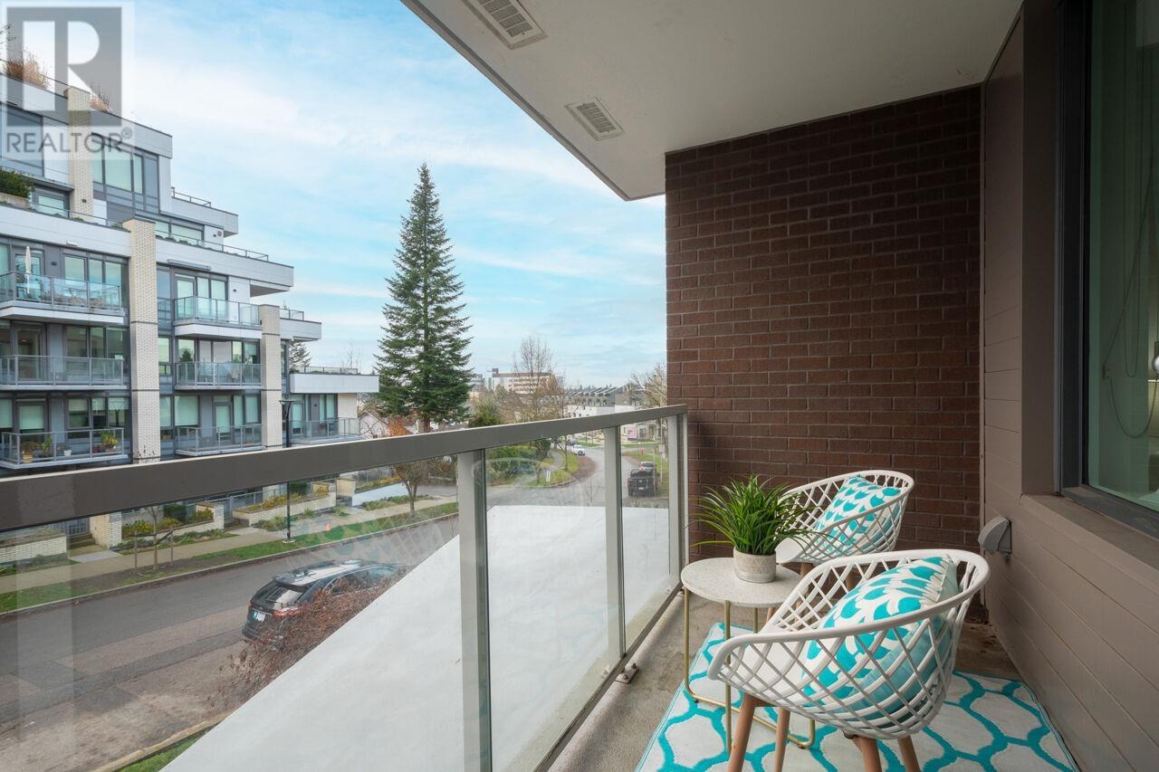 Listing Picture 30 of 40 : 212 505 W 30TH AVENUE, Vancouver / 溫哥華 - 魯藝地產 Yvonne Lu Group - MLS Medallion Club Member