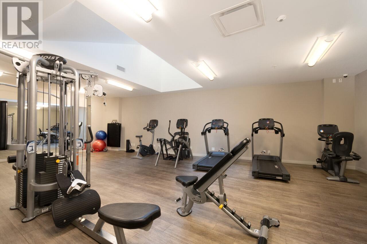 Listing Picture 33 of 40 : 212 505 W 30TH AVENUE, Vancouver / 溫哥華 - 魯藝地產 Yvonne Lu Group - MLS Medallion Club Member