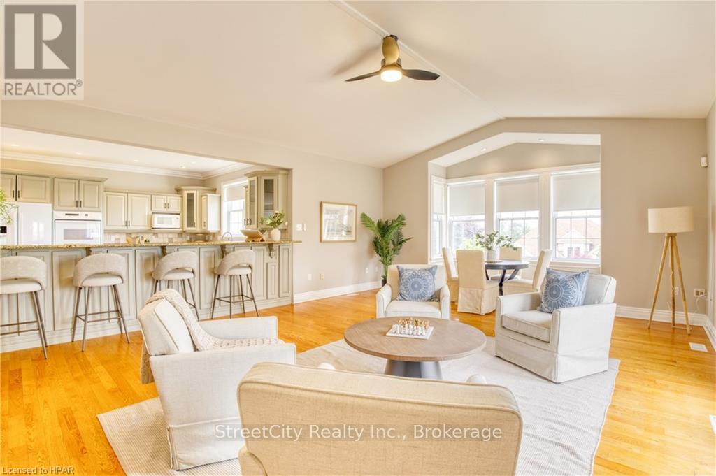 13 Harbour Court, Bluewater, Ontario  N0M 1G0 - Photo 6 - X11822983