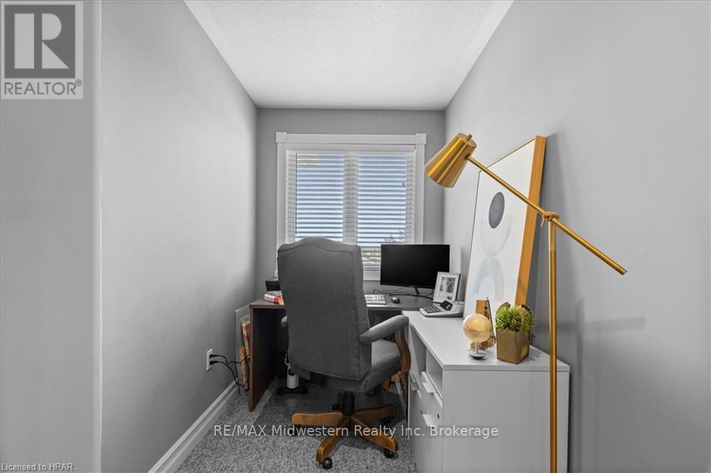 125 Armstrong Street W, North Perth, Ontario  N4W 3V8 - Photo 32 - X11823010
