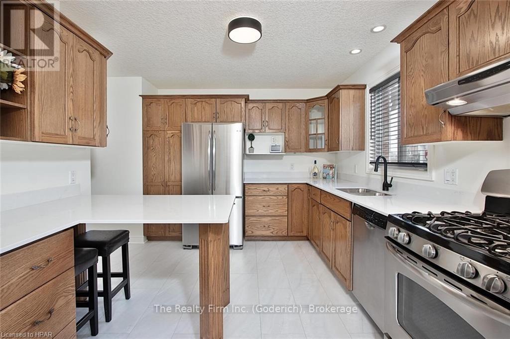 55 Hyde Road, Stratford, Ontario  N5A 7Z3 - Photo 8 - X11823015