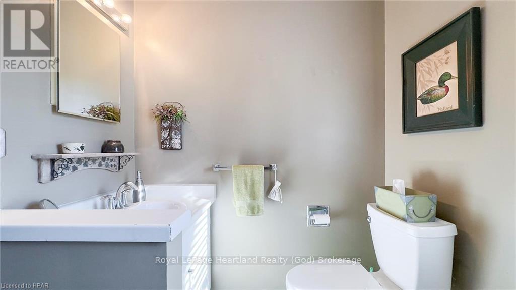 157 William Street N, Central Huron, Ontario  N0M 1L0 - Photo 25 - X11823073